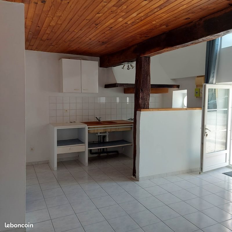 Maison à louer, 65m², Asnières-la-Giraud