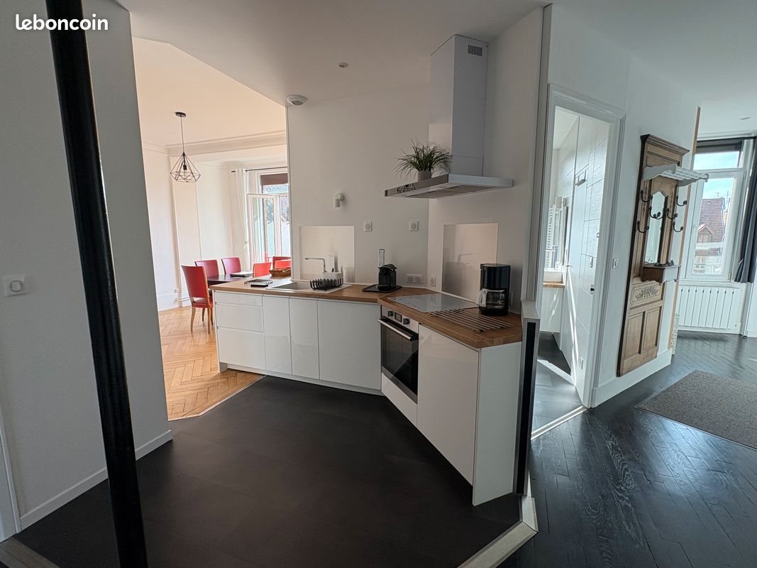 Appartement à louer, 130m², Lons-le-Saunier