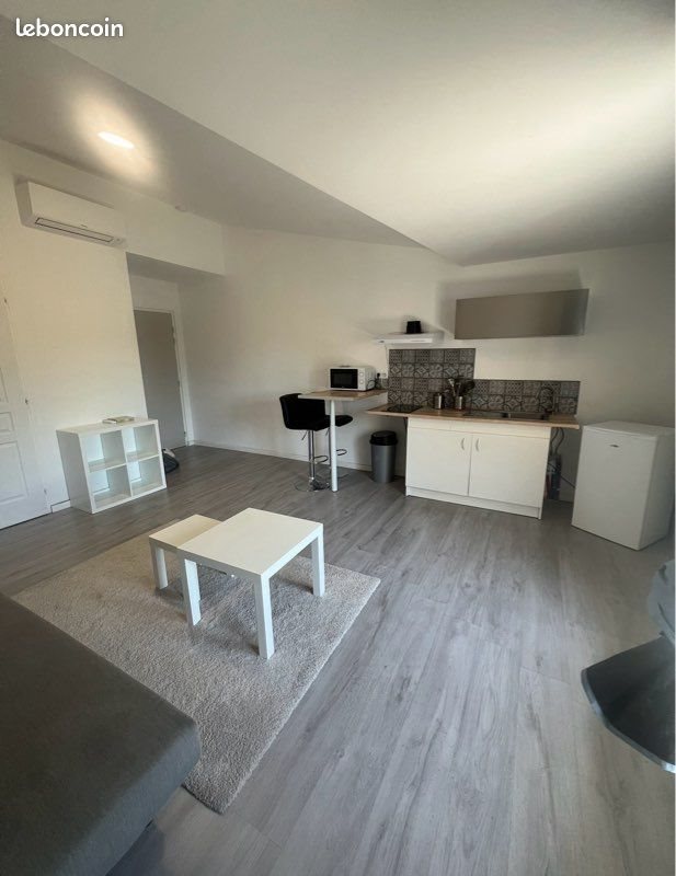 Appartement à louer, 24m², Marseille 16ème