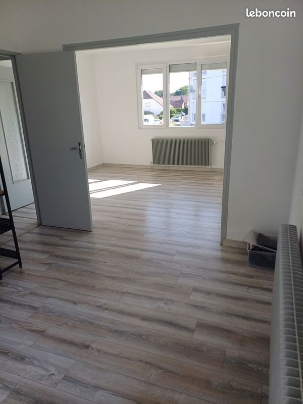Maison à louer, 84m², Exincourt