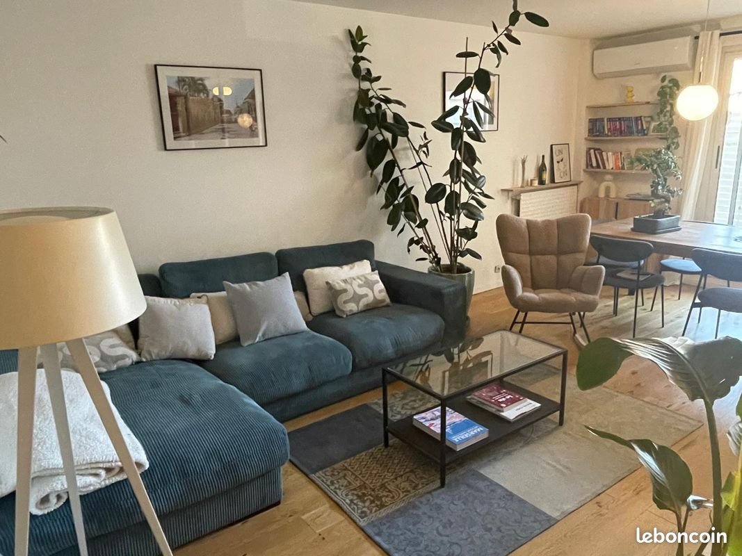 Appartement à louer, 72m², Marseille 8ème