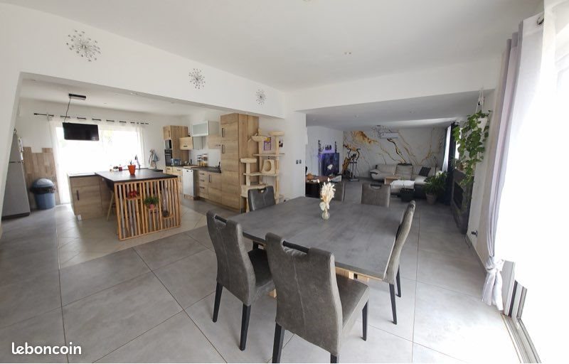 Maison à vendre, 138m², Lézignan-la-Cèbe