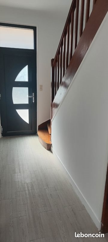 Maison à louer, 80m², Sedan