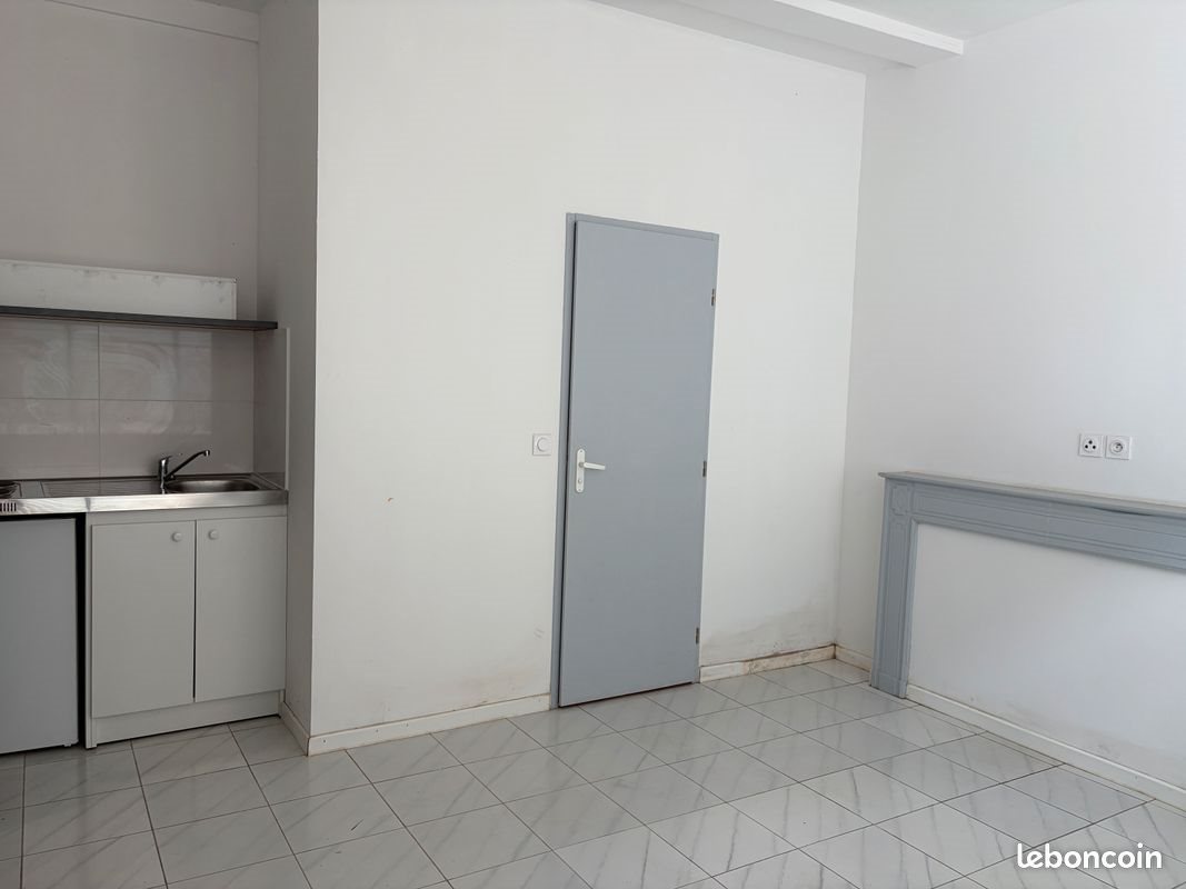 Appartement à louer, 19m², Montesquieu-Volvestre
