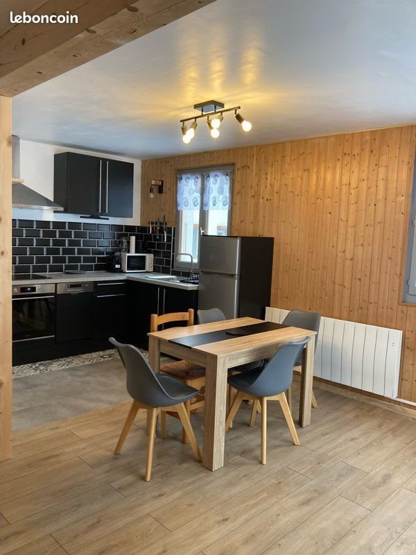 Appartement à louer, 46m², Mijoux