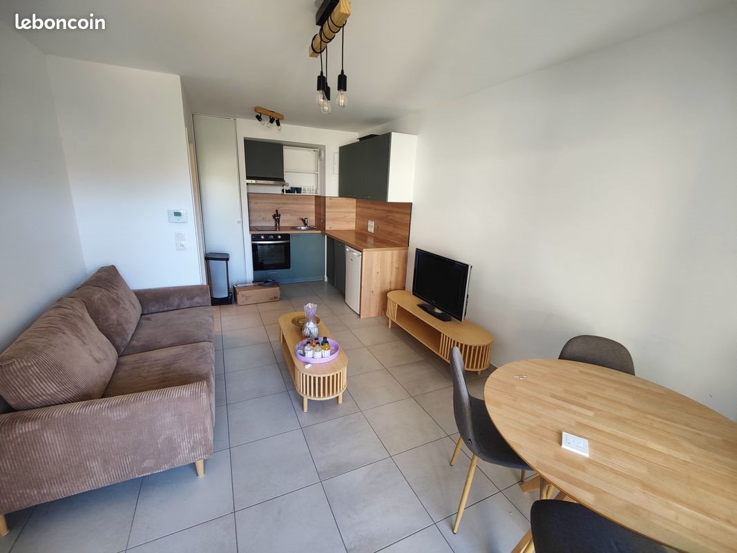 Appartement à louer, 40m², Ville-la-Grand