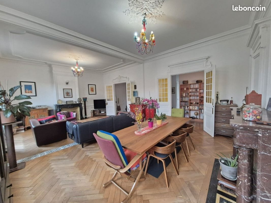 Appartement à vendre, 160m², Saint-Etienne
