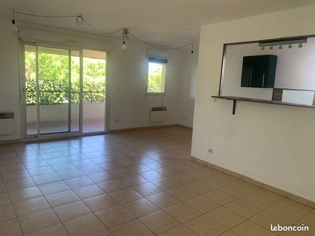 Appartement à louer, 69m², Carpentras