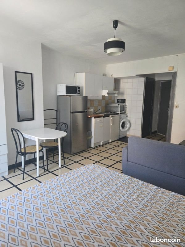 Appartement à louer, 22m², Millau
