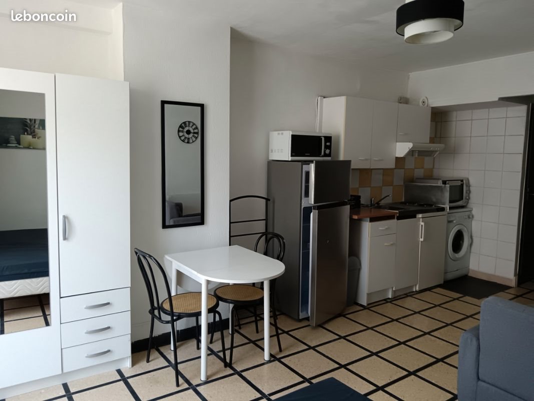 Appartement à louer, 22m², Millau