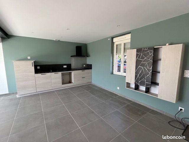 Appartement à louer, 106m², Gergy