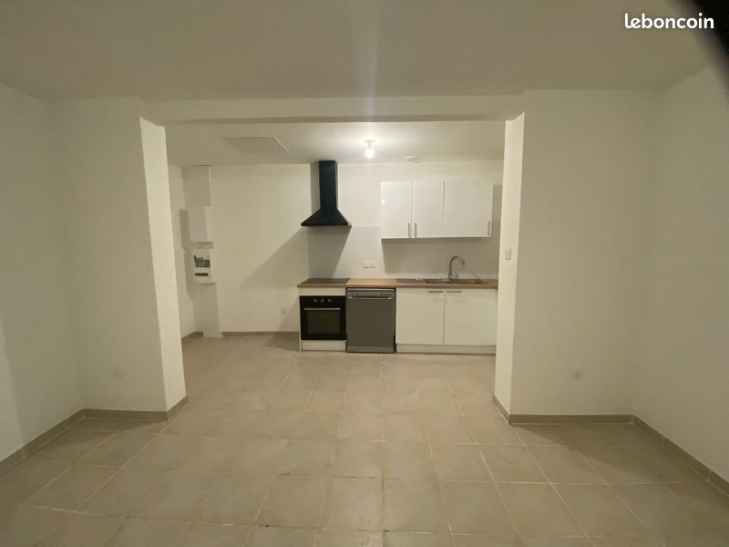 Maison à louer, 120m², Vertheuil