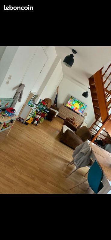 Appartement à louer, 57m², Wahagnies