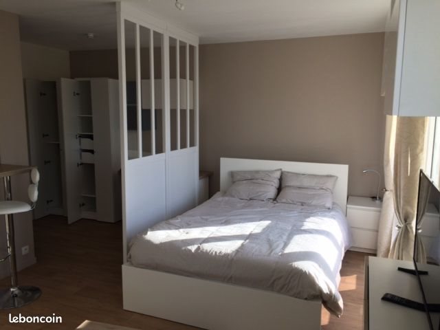 Appartement à louer, 31m², Suresnes