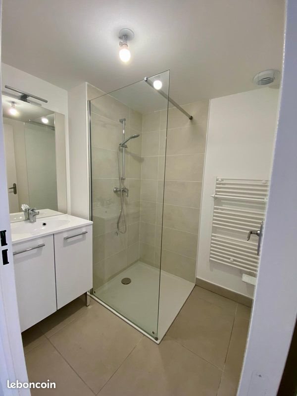 Appartement à louer, 42m², Forcalquier