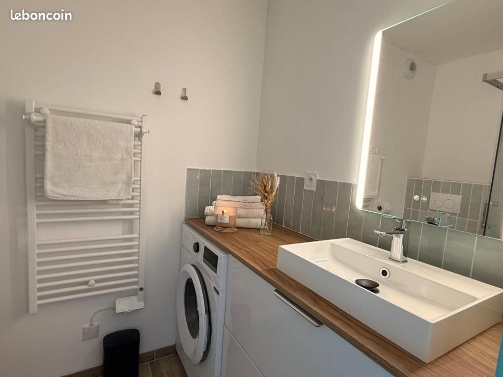 Appartement à louer, 25m², Saint-Raphaël
