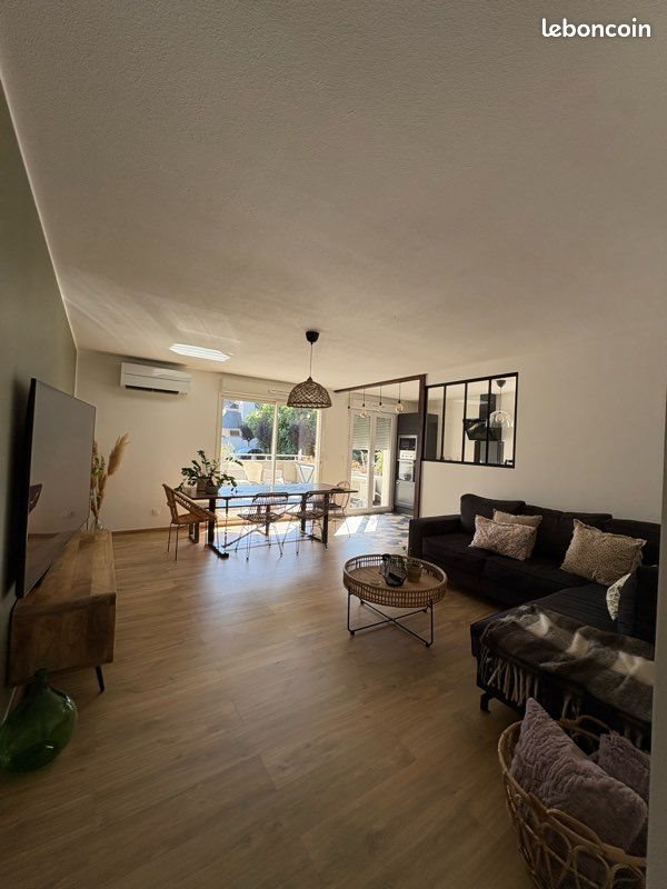 Appartement à louer, 71m², Lons