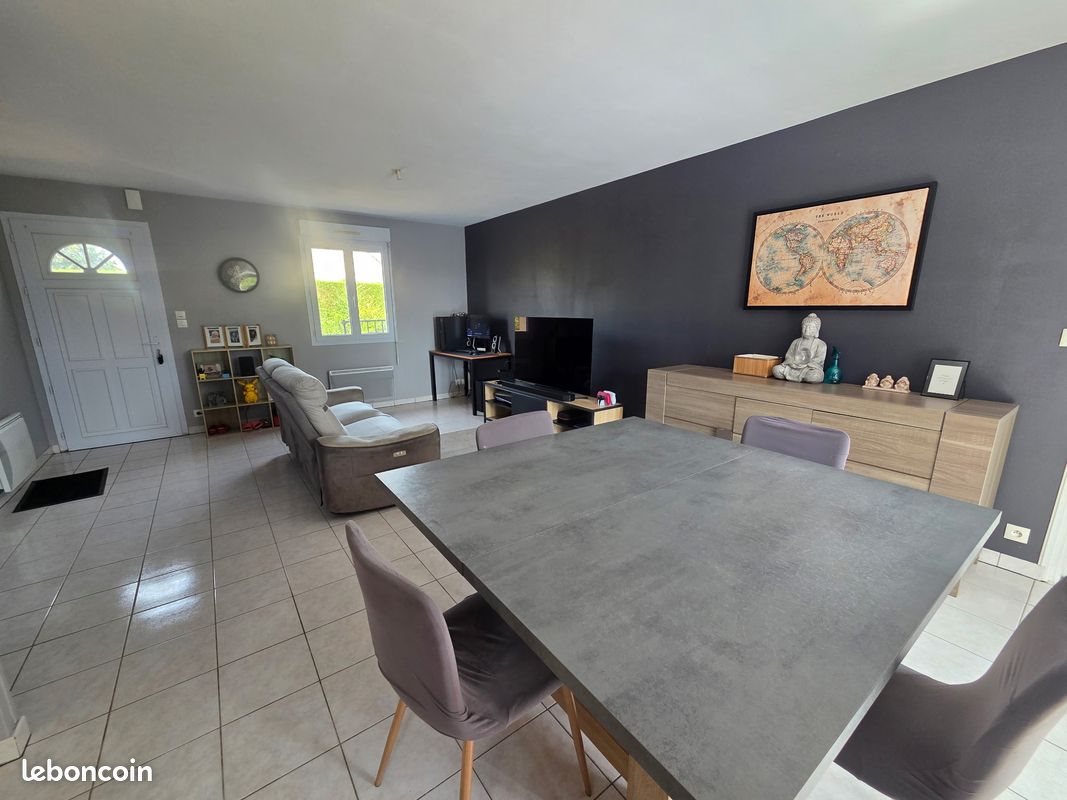 Maison à louer, 95m², Gesnes-le-Gandelin
