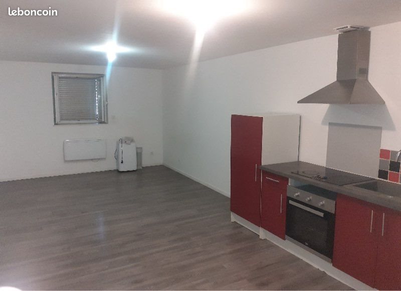 Appartement à louer, 60m², Arthès