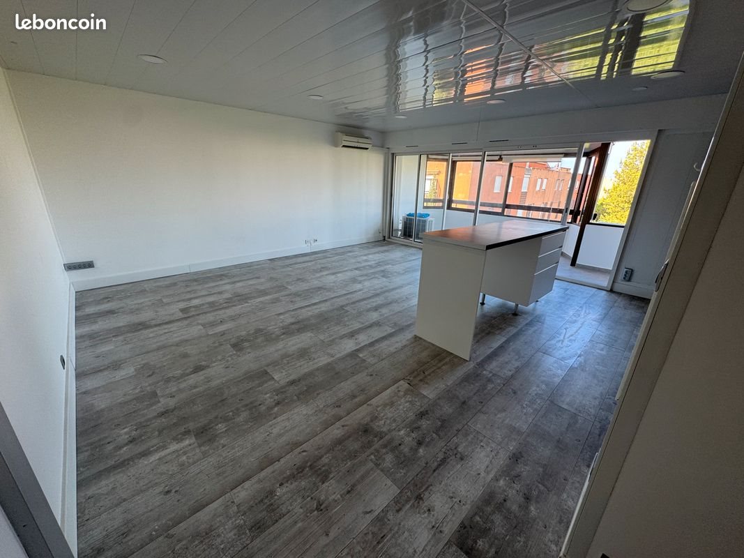Appartement à louer, 70m², Plan-de-Cuques