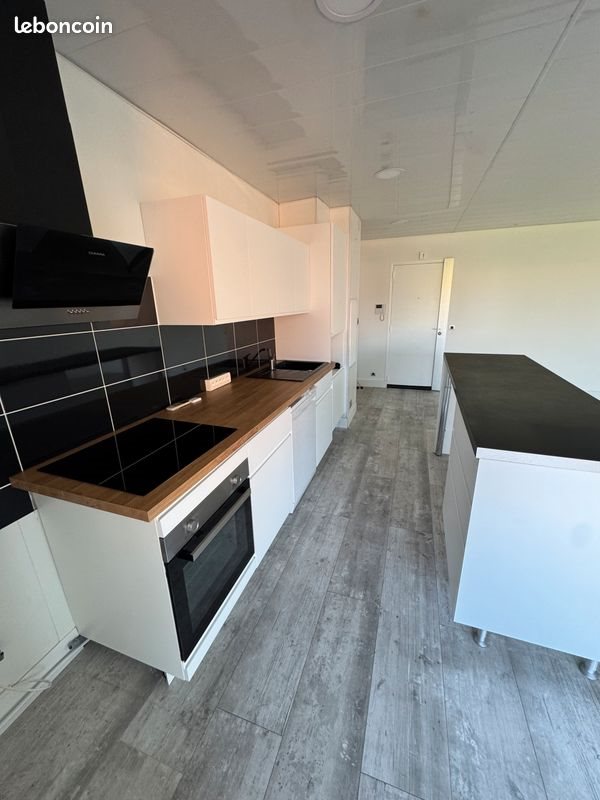 Appartement à louer, 70m², Plan-de-Cuques