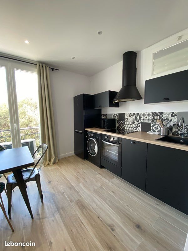 Appartement à louer, 45m², Ajaccio