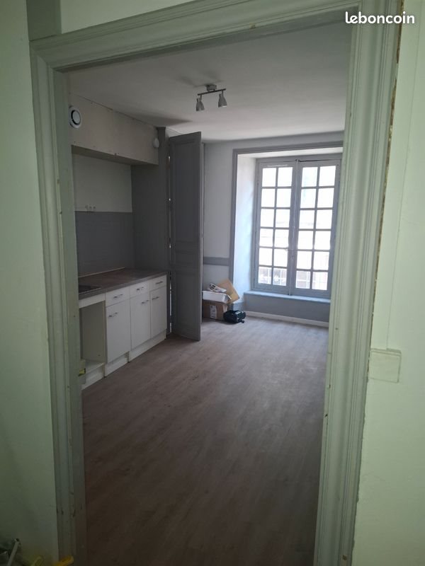 Appartement à louer, 45m², Courpière