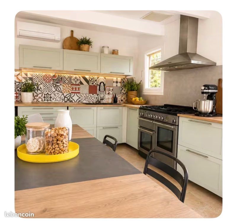 Maison à louer, 100m², Gémenos