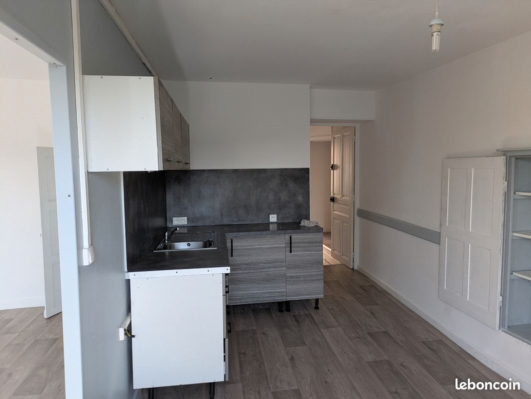 Appartement à louer, 71m², Auzat-la-Combelle