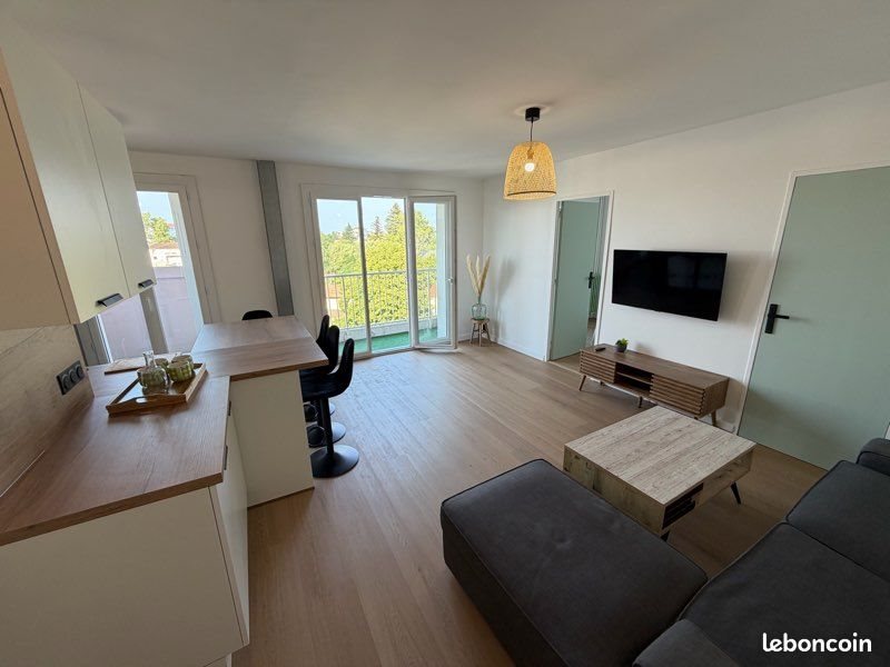 Appartement à louer, 55m², Billère
