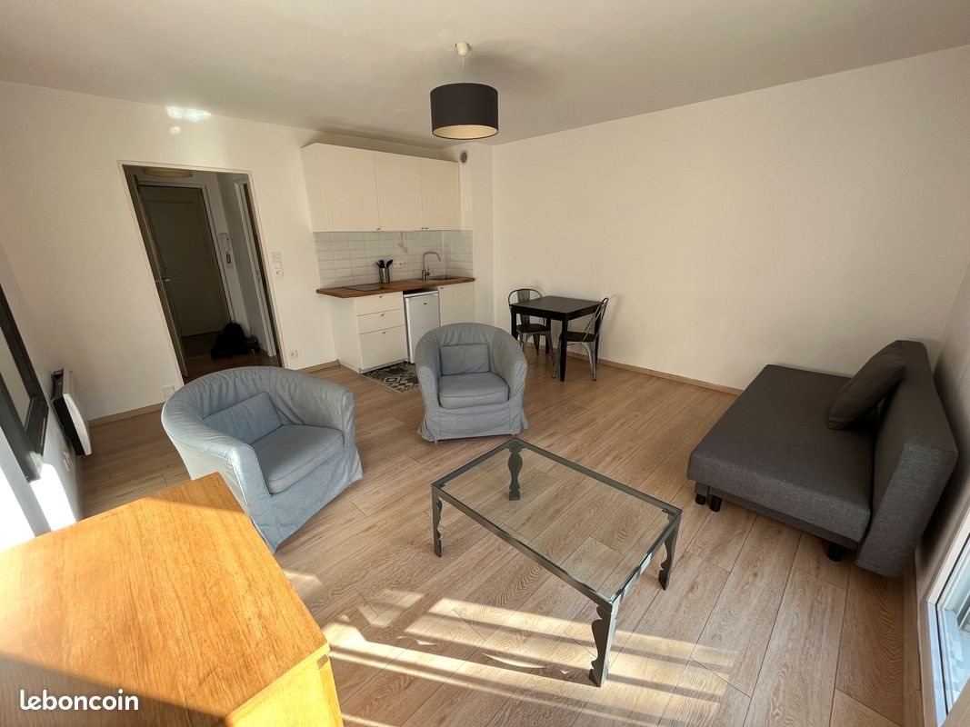 Appartement à louer, 29m², Epernon