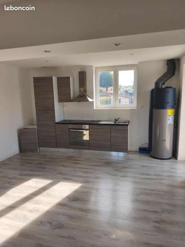 Appartement à louer, 77m², Unieux