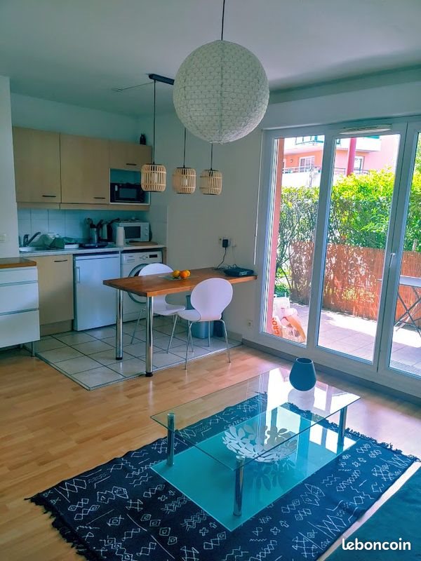 Appartement à louer, 50m², Saint-Genis-Pouilly