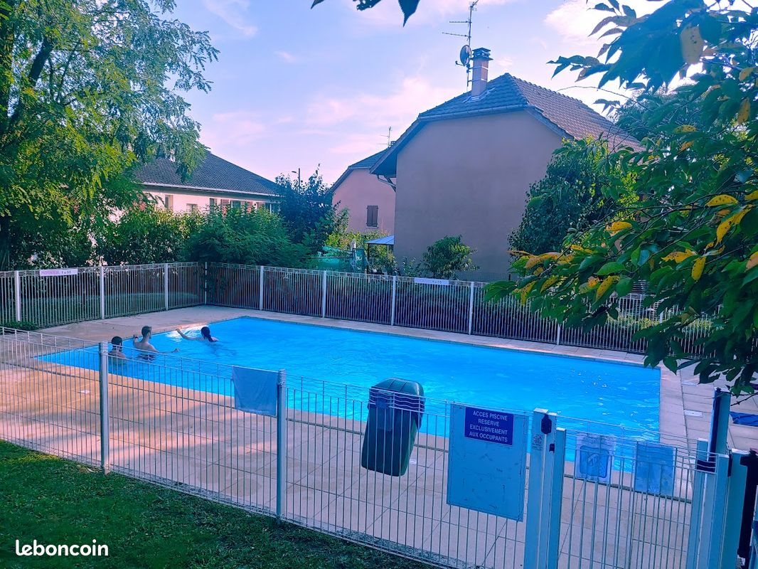 Appartement à louer, 50m², Saint-Genis-Pouilly