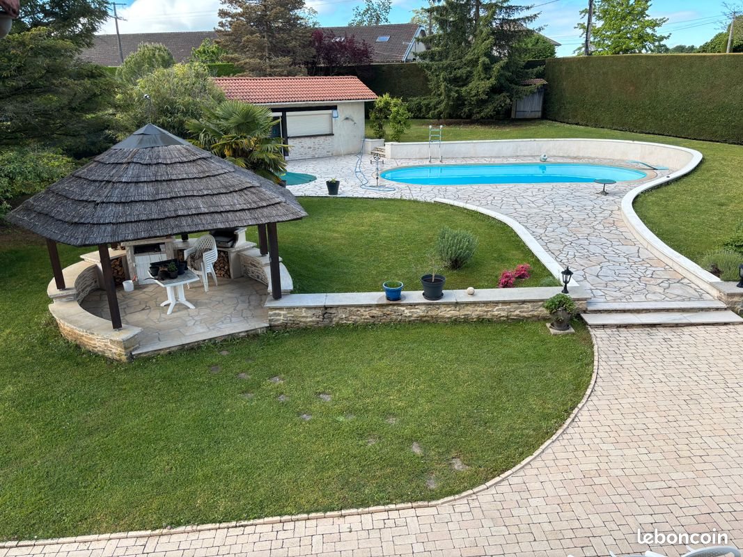 Maison à vendre, 243m², Saint-Baudille-de-la-Tour