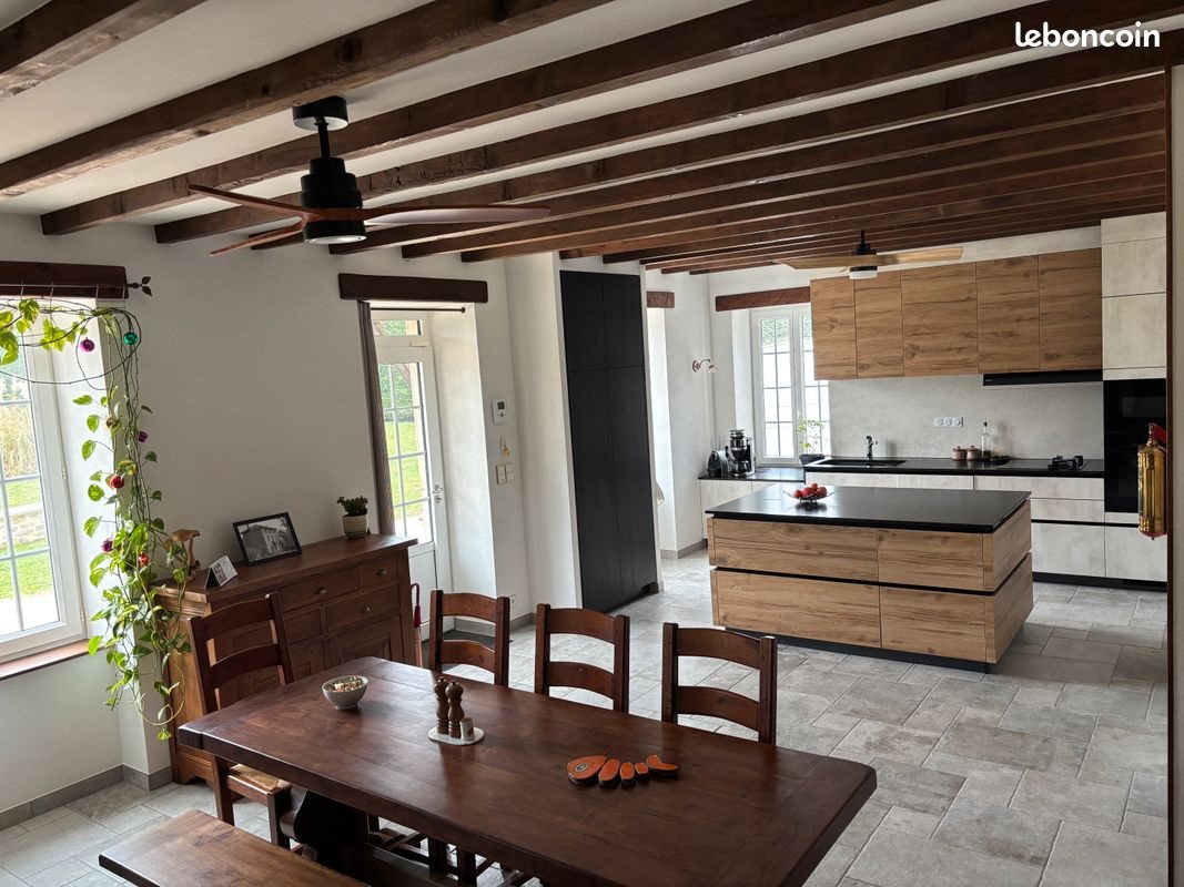 Maison à vendre, 243m², Saint-Baudille-de-la-Tour