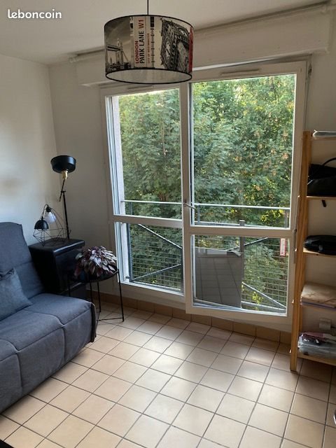 Appartement à louer, 22m², Saint-Maurice