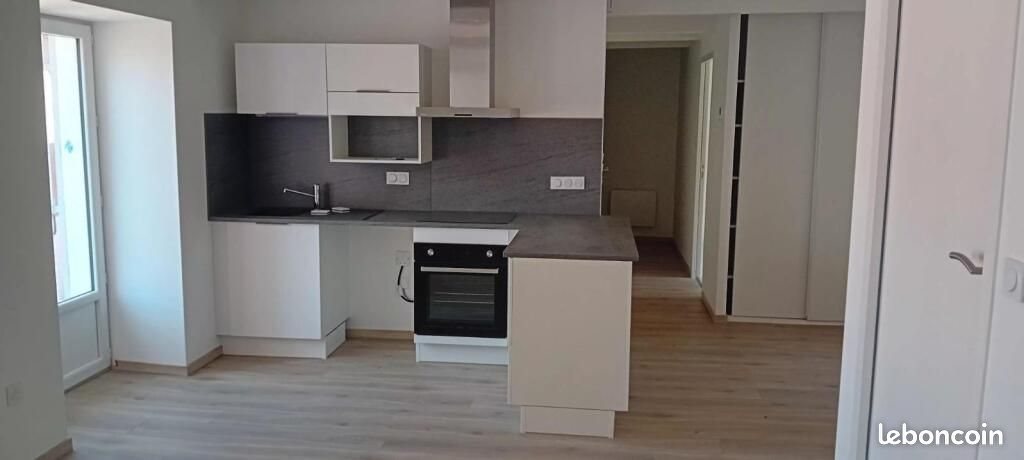Appartement à louer, 66m², Millau