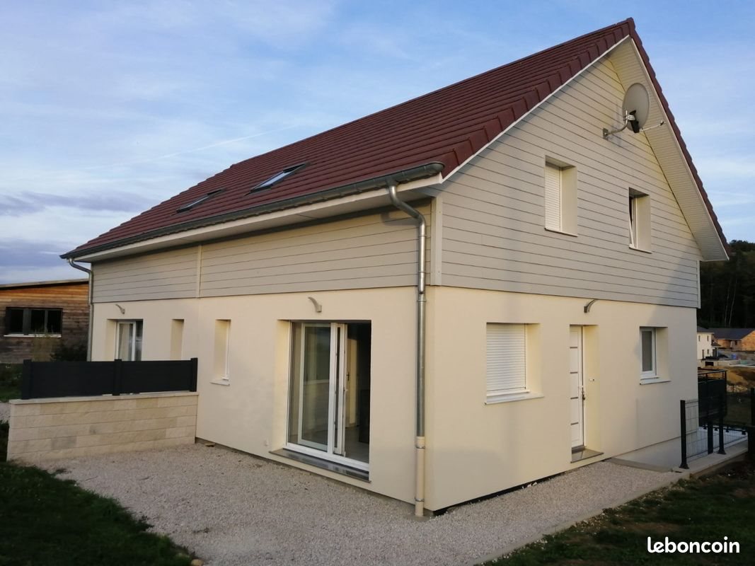 Maison à louer, 90m², Roset-Fluans