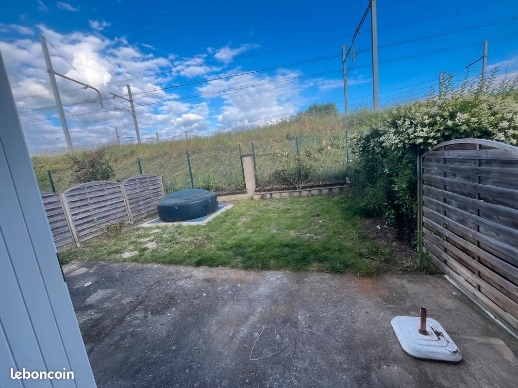 Maison à louer, 70m², Tours