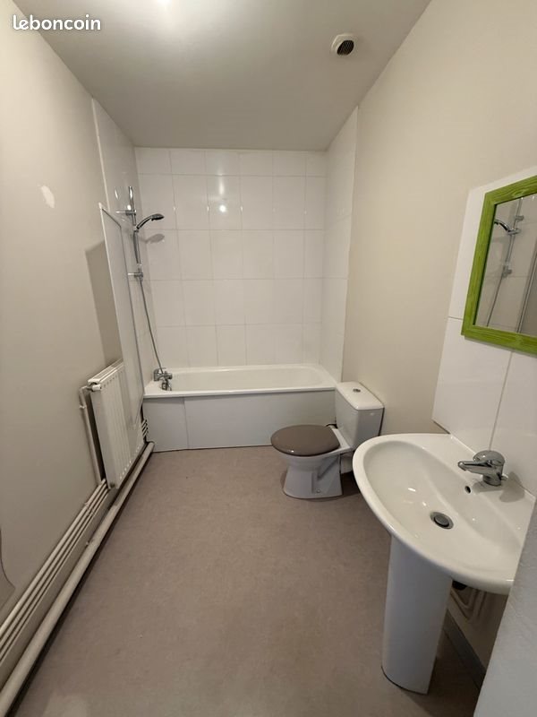 Appartement à louer, 55m², Douzy