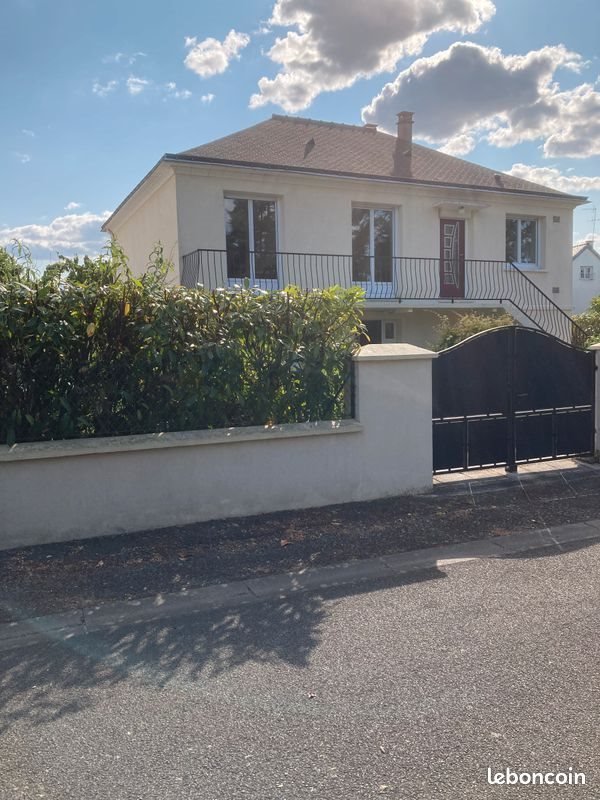 Maison à louer, 141m², Sainte-Gemmes-sur-Loire