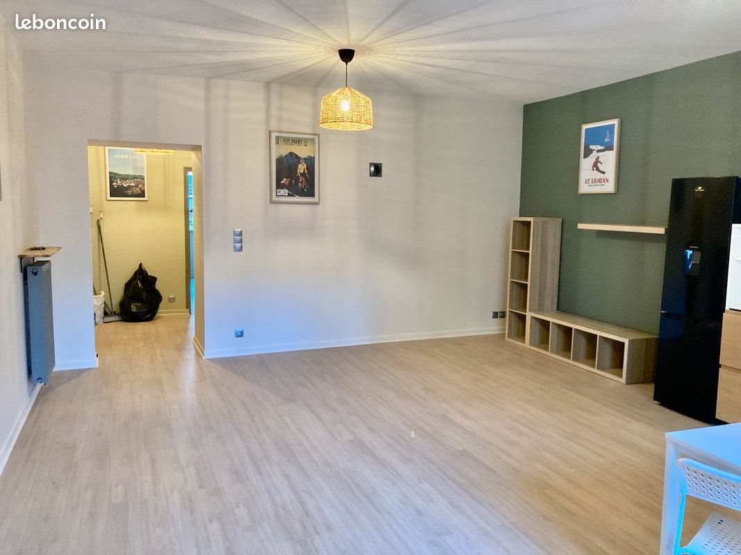 Appartement à louer, 70m², Aurillac