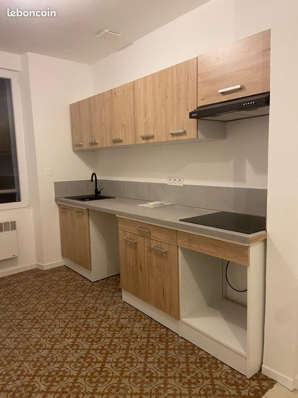 Appartement à louer, 55m², Pont-Saint-Esprit