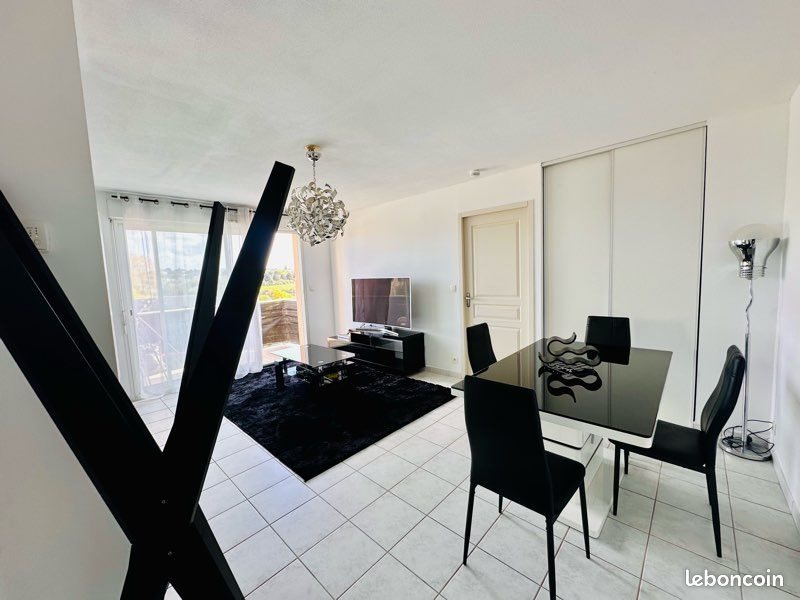 Appartement à louer, 45m², Onet-le-Château