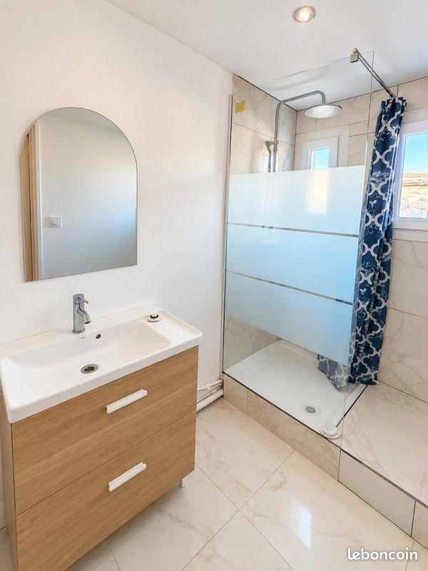 Appartement à louer, 65m², Malaucène