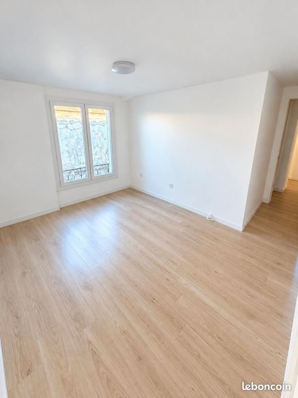 Appartement à louer, 65m², Malaucène