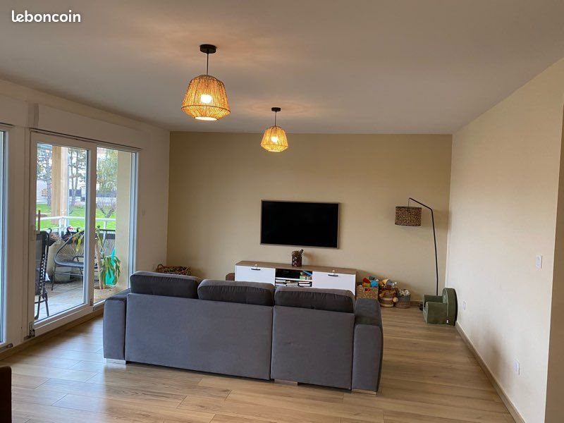 Appartement à louer, 71m², Verny