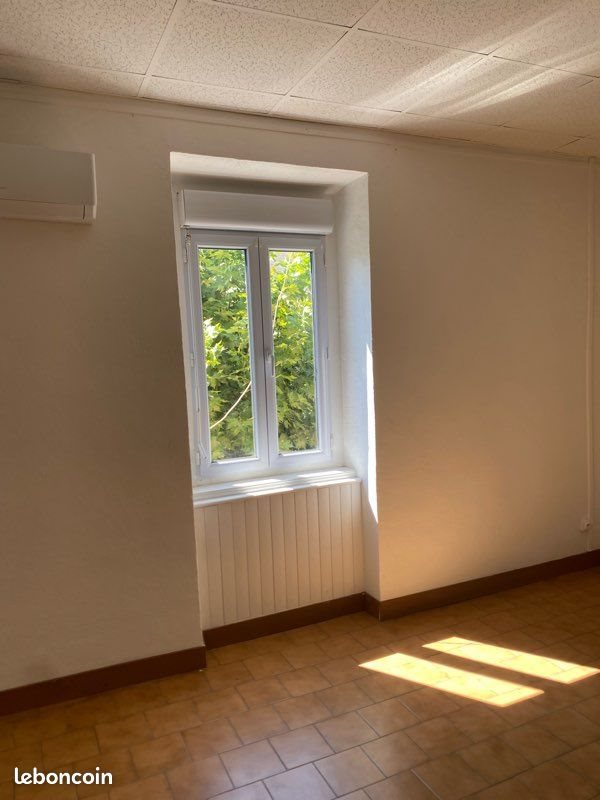 Appartement à louer, 54m², Quissac