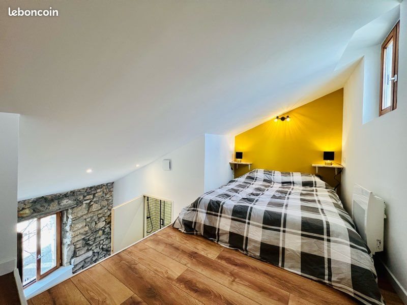 Appartement à louer, 20m², Aubenas